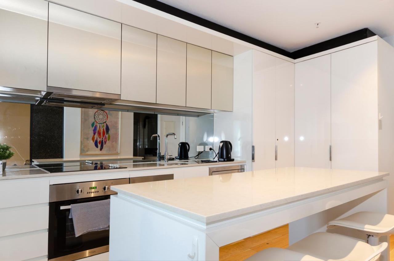 2Br Cbd Pad, City Views, Free Parking, Pool, Gym เมลเบิร์น ภายนอก รูปภาพ
