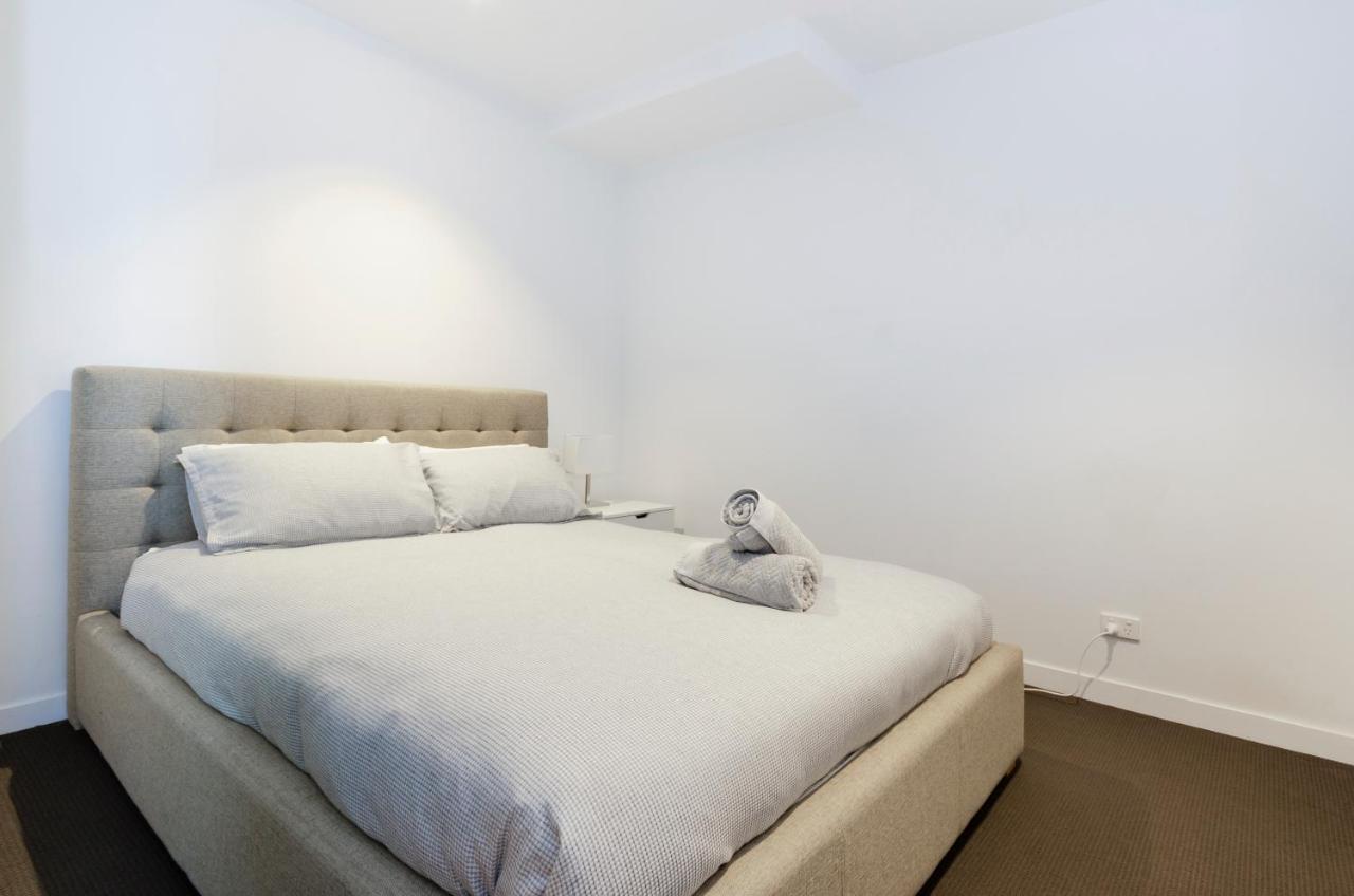 2Br Cbd Pad, City Views, Free Parking, Pool, Gym เมลเบิร์น ภายนอก รูปภาพ