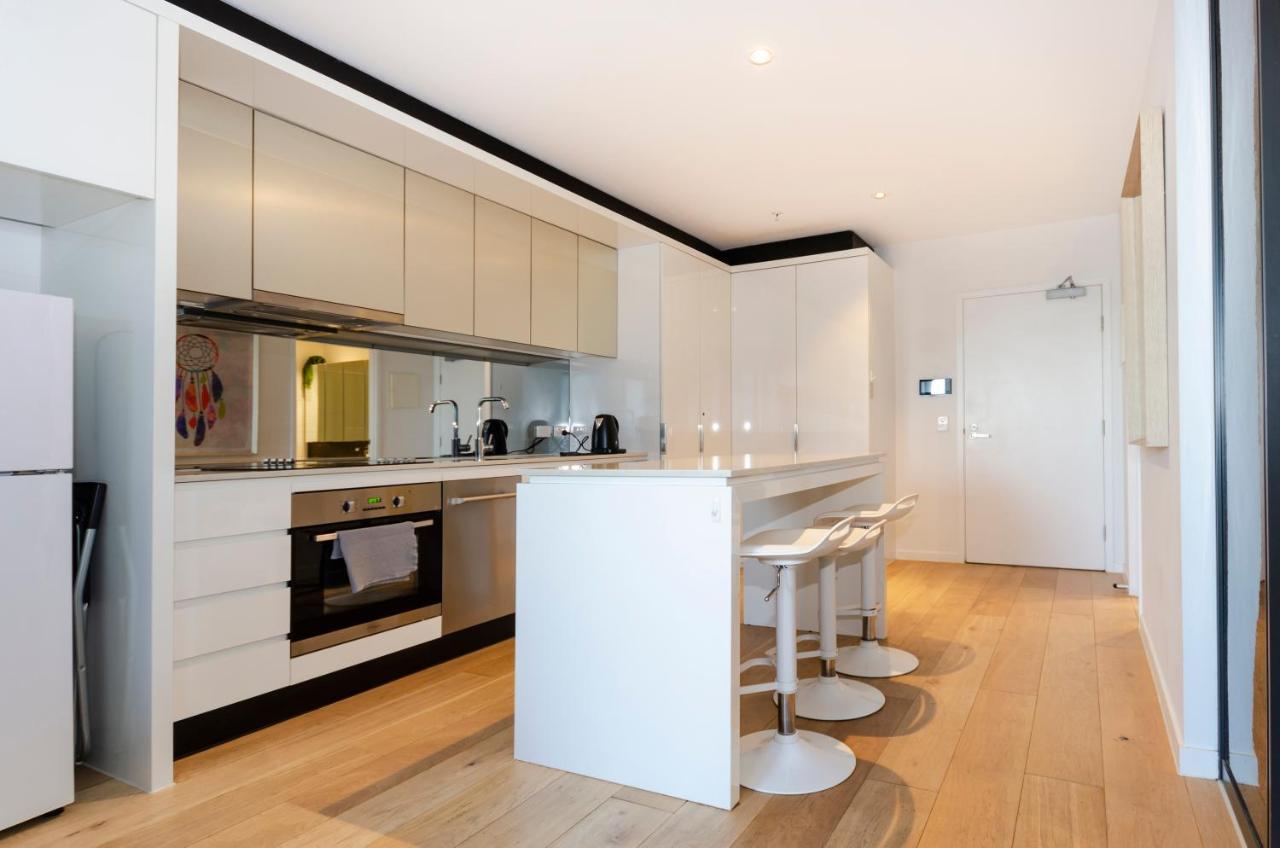 2Br Cbd Pad, City Views, Free Parking, Pool, Gym เมลเบิร์น ภายนอก รูปภาพ