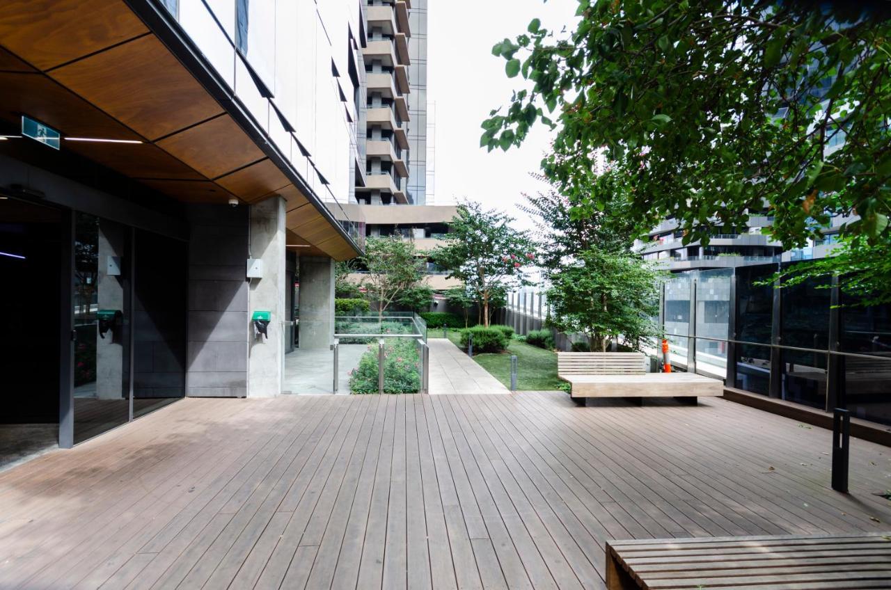 2Br Cbd Pad, City Views, Free Parking, Pool, Gym เมลเบิร์น ภายนอก รูปภาพ