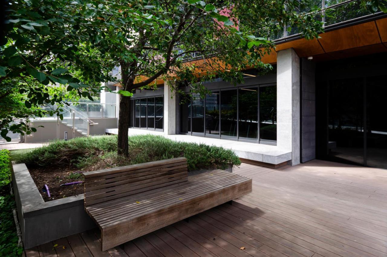 2Br Cbd Pad, City Views, Free Parking, Pool, Gym เมลเบิร์น ภายนอก รูปภาพ